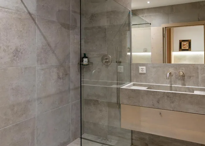 Historic Mazot Retreat By Mrs Miggins *